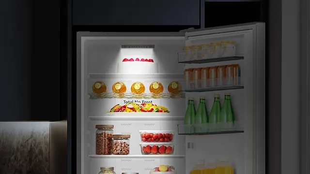 Frigorífico abierto iluminado para graficar la iluminación led