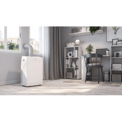 habitación con climatizador blanco