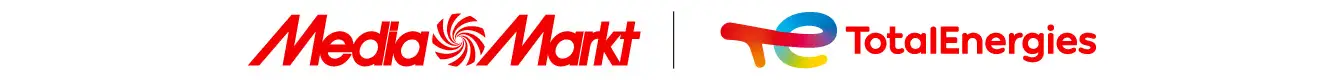 Logotipos de MediaMarkt en rojo y TotalEnergies con un diseño de cinta multicolor sobre fondo blanco.