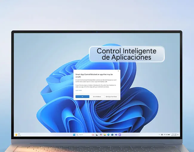Portátil con el fondo de pantalla de Windows y un mensaje emergente de "Control Inteligente de Aplicaciones" en la pantalla.