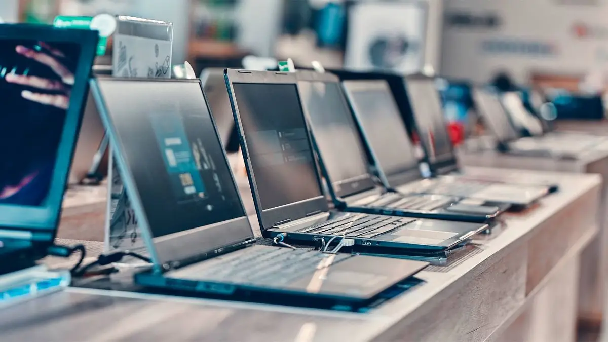 Öğrenciler için laptop tavsiyeleri