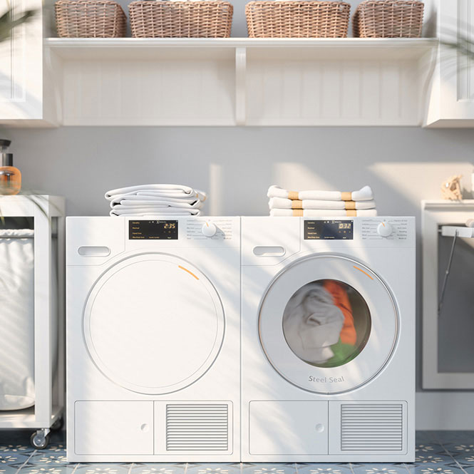 Gri tonlarında, iki kapılı buzdolabı beyaz bir arka plan üzerinde duruyor. Buzdolabının üst kısmında küçük bir dijital ekran bulunuyor.