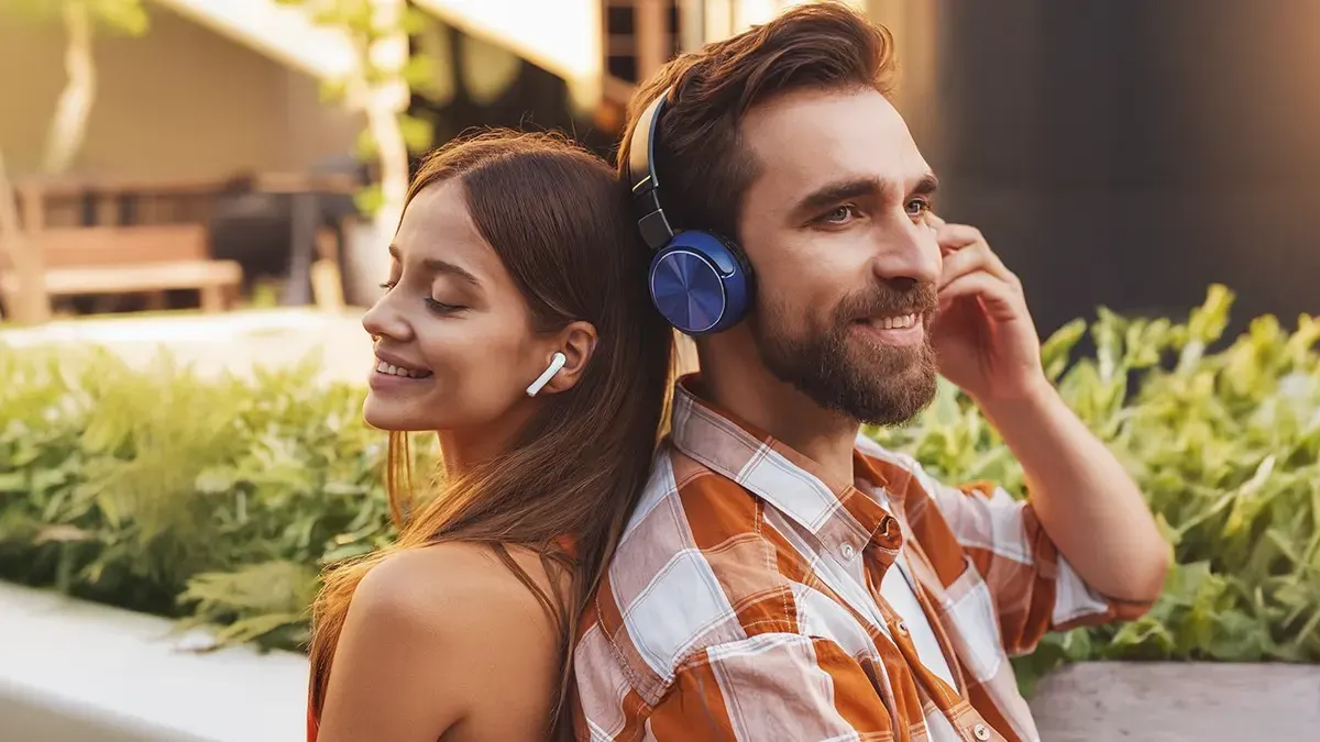 Kulak içi kulaklık mı kulak üstü kulaklık mı tercih edilmeli