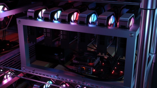 Metal çerçevede, kırmızı ve mavi ışıklı, karanlık bir sistem görülüyor.