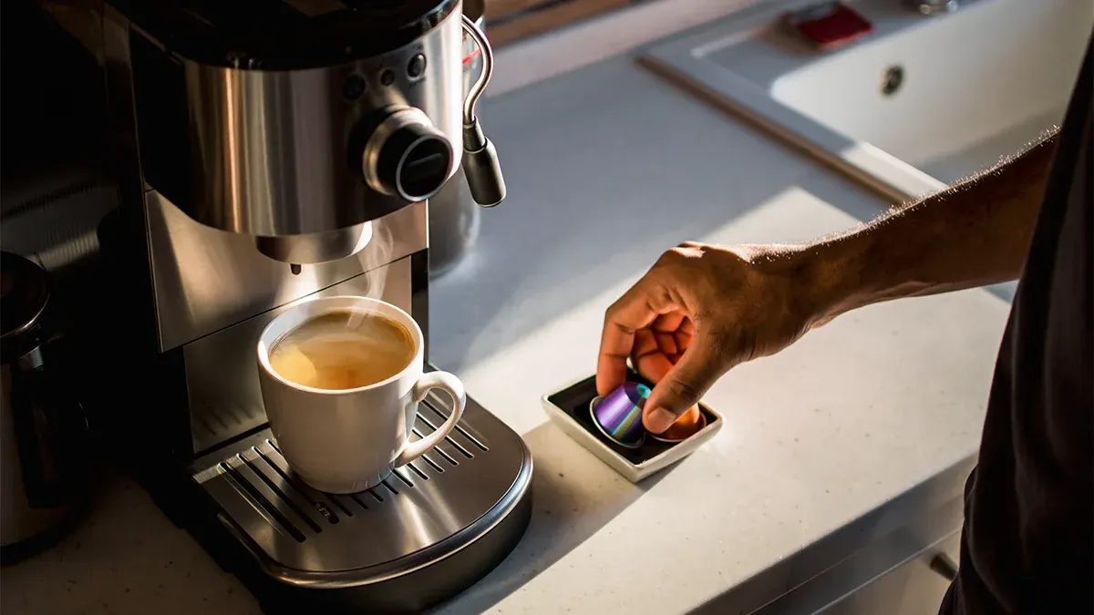 Kapsüllü kahve makinesi