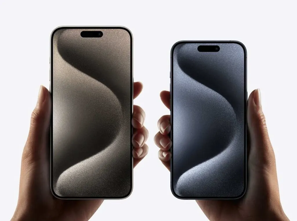 iPhone 15 pro ve iphone 15 pro max yan yana karşılaştırma